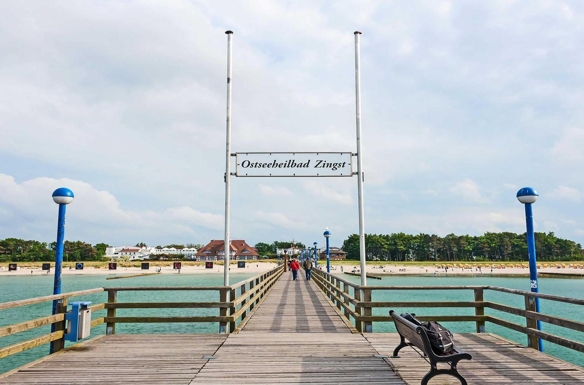 Seehund An Der Seebruecke Zingst Exterior photo